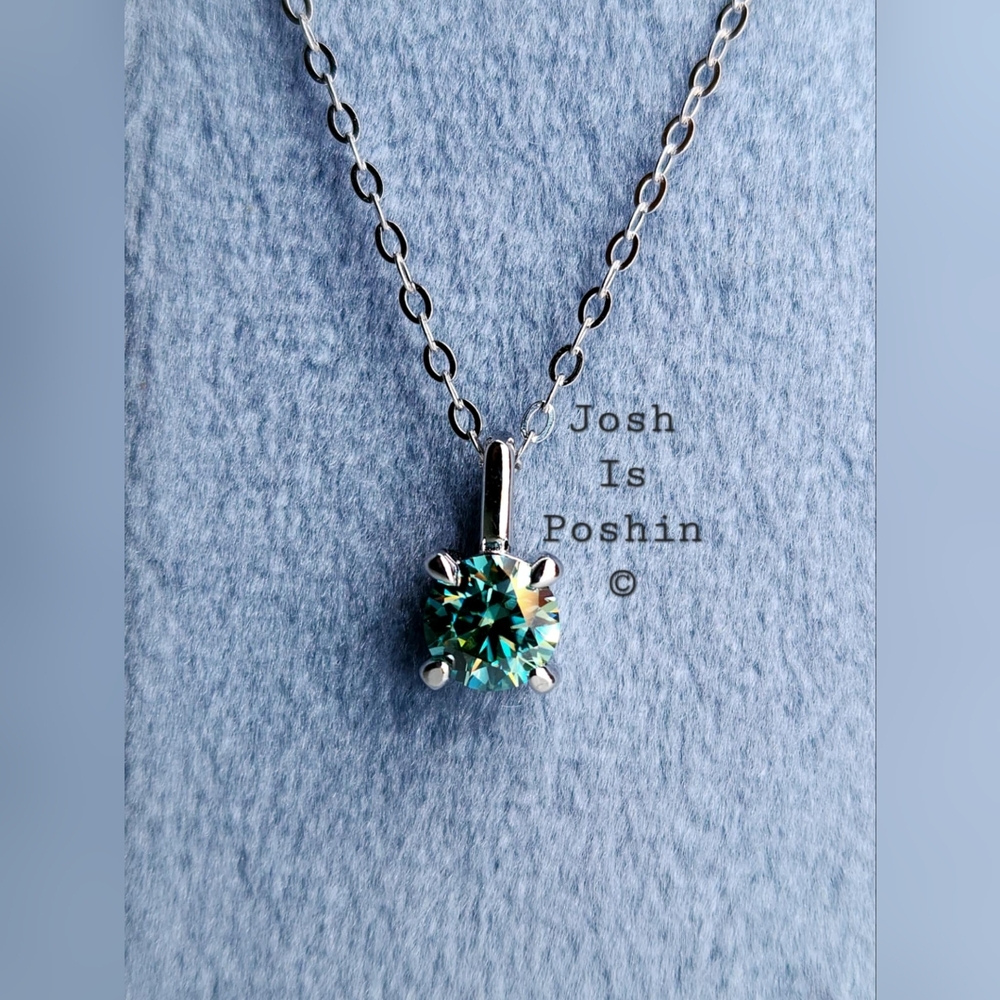 Cyan moissanite 925 sterling silver necklace 18" exquisite stone NEW
